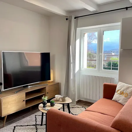 Daire Maison Cocon Avec Parking Et Terrasse Le Puy-en-Velay
